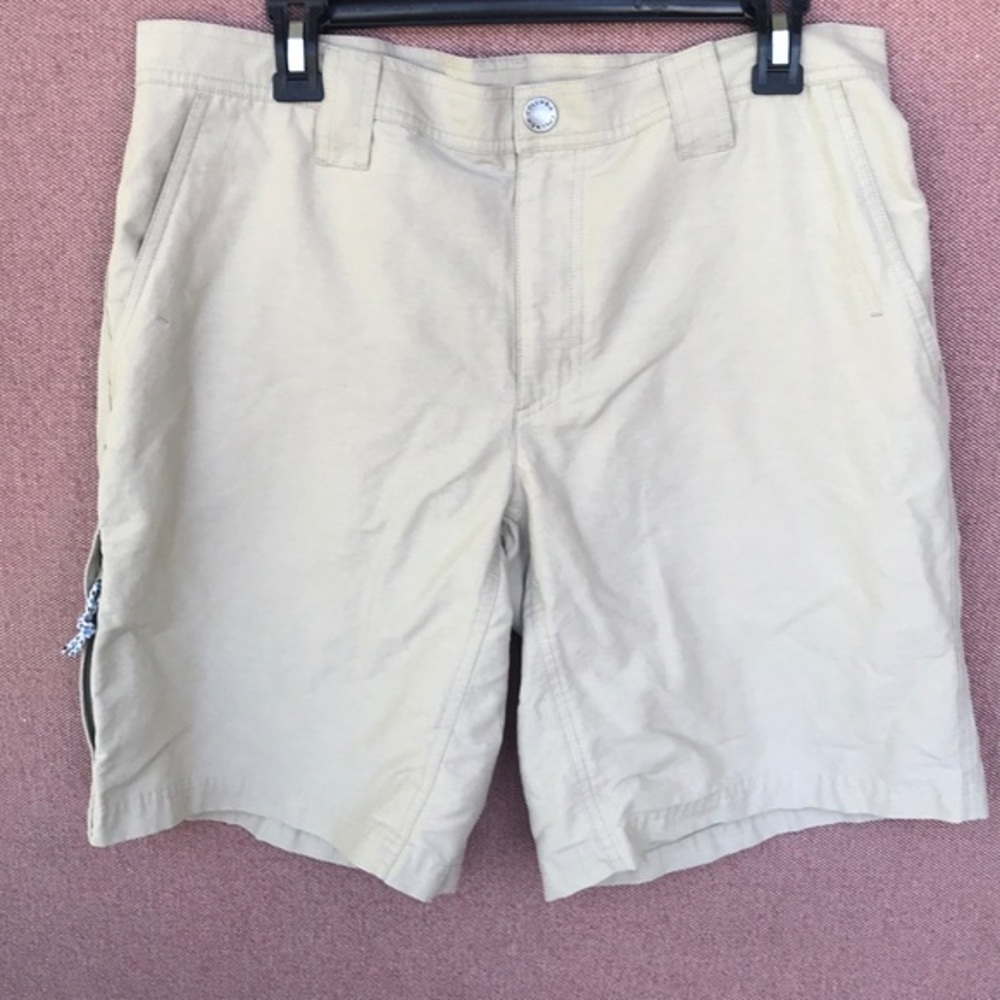 Columbia Cargo Shorts Men’s 34W Beige Khaki Hiking Outdoor Zipper Pockets